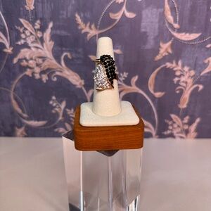 Vintage Estate Black and Gold Toned Penguin Adjustable Ring Size 7.5 Lot D65